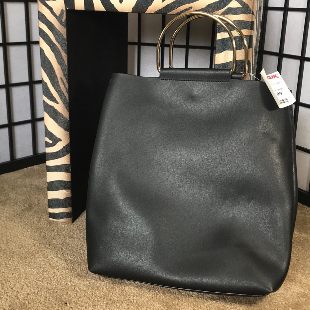 Black tote bag